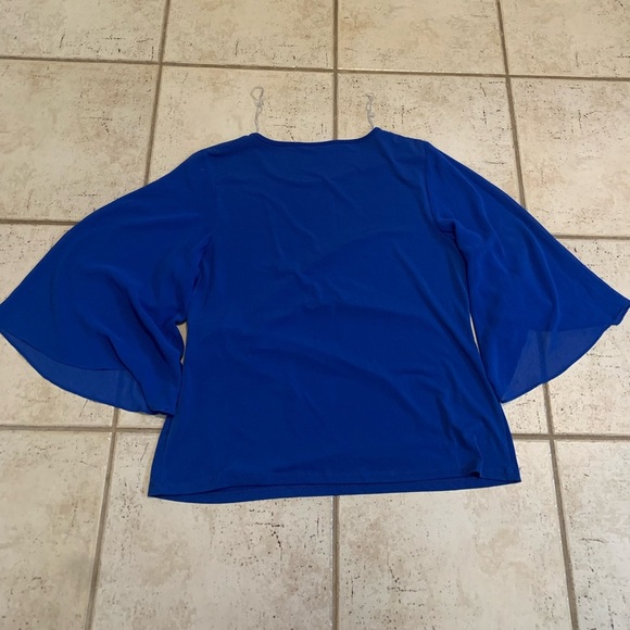 Tradition Royal Blue Bell Sleeve Blouse with Embellished Clasp, Size L/G (16-18) - Picture 6 of 7